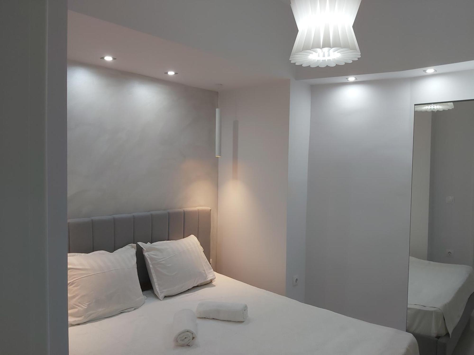 Smart & Chic Apartment